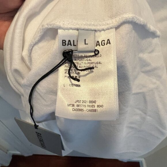 Men's Rare Balenciaga Oversized Fit Barcode T-Shirt - Picture 11 of 11